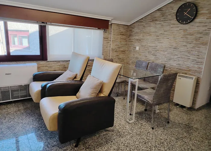 Atico Tipo Loft Centro De Mugardos