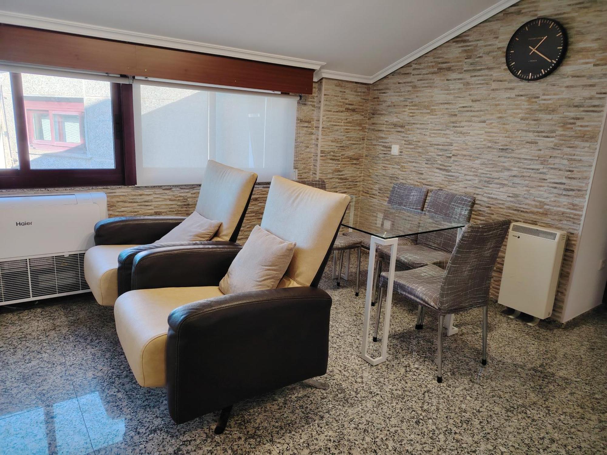 Atico Tipo Loft Centro De * Mugardos